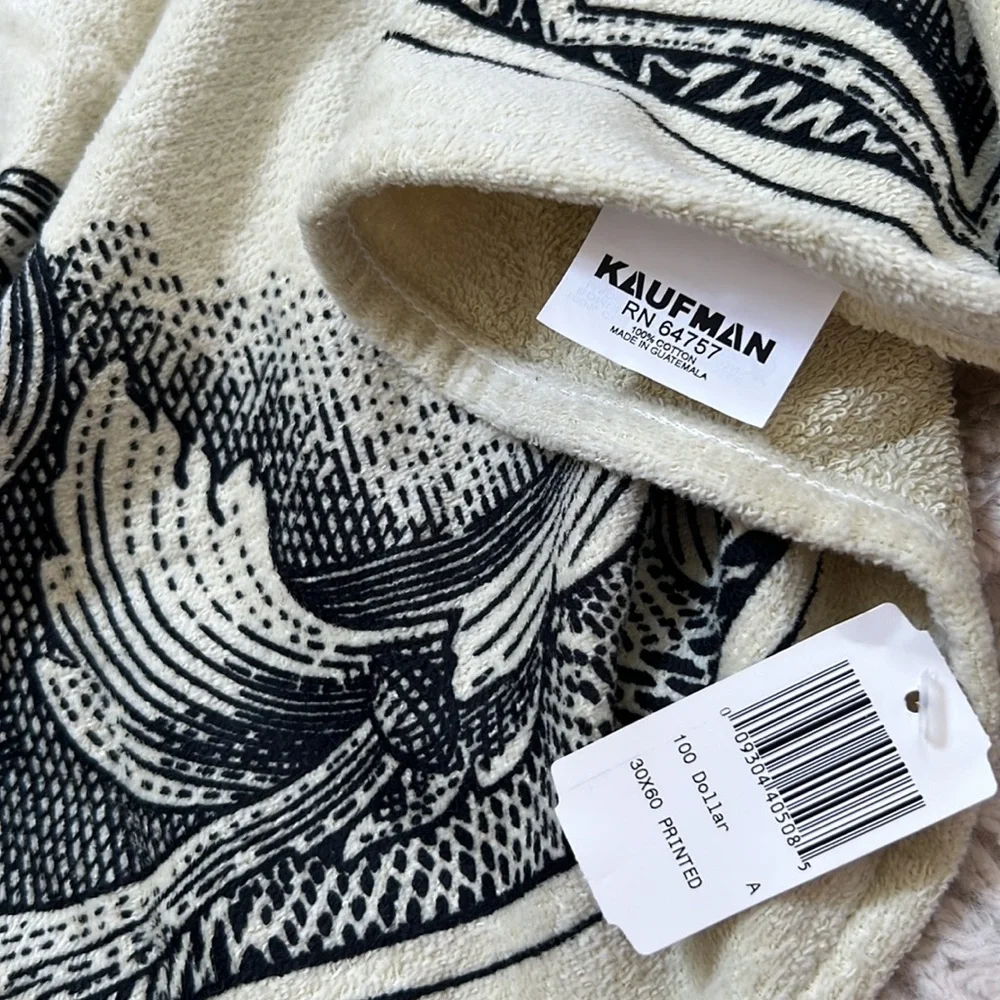 $100 bill beach or bath towel by Kaufman, 100% cotton, New with tags